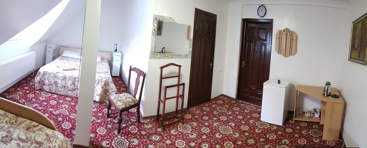 Perlyna Podillyа Hotel Satanov Exterior photo