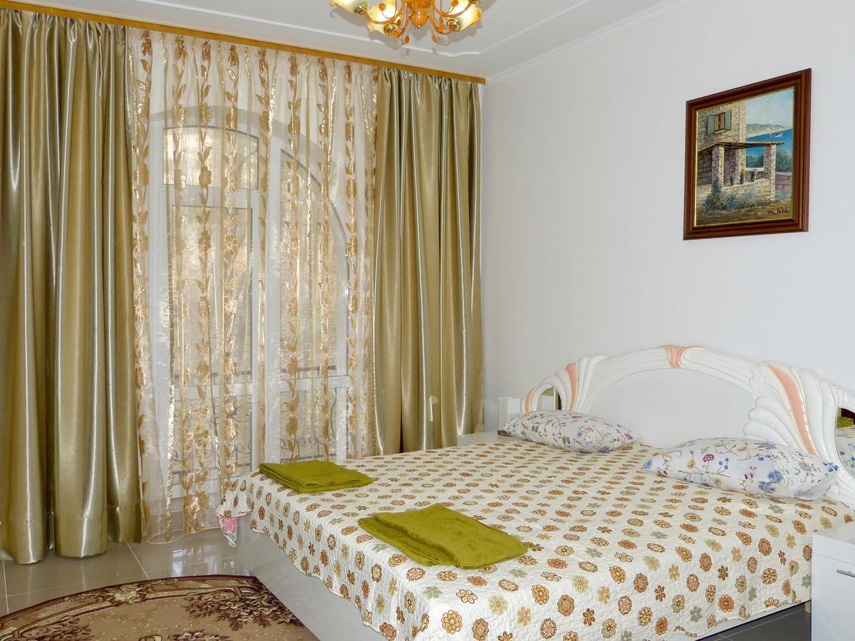 Perlyna Podillyа Hotel Satanov Exterior photo